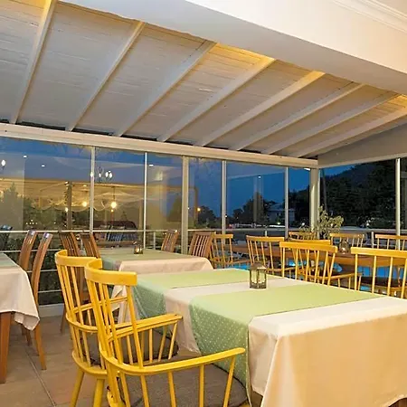 Otto Palace Boutique Hotell 3*