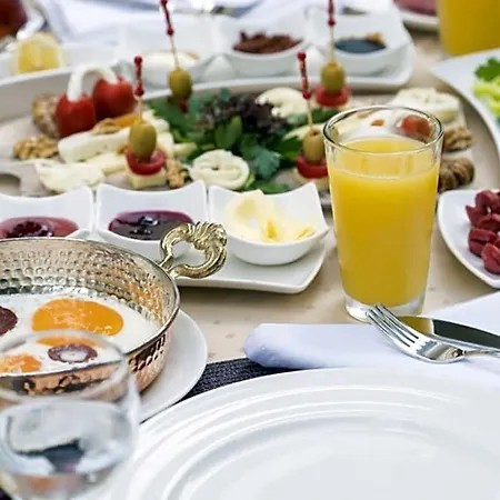 Otto Palace Boutique Hotell